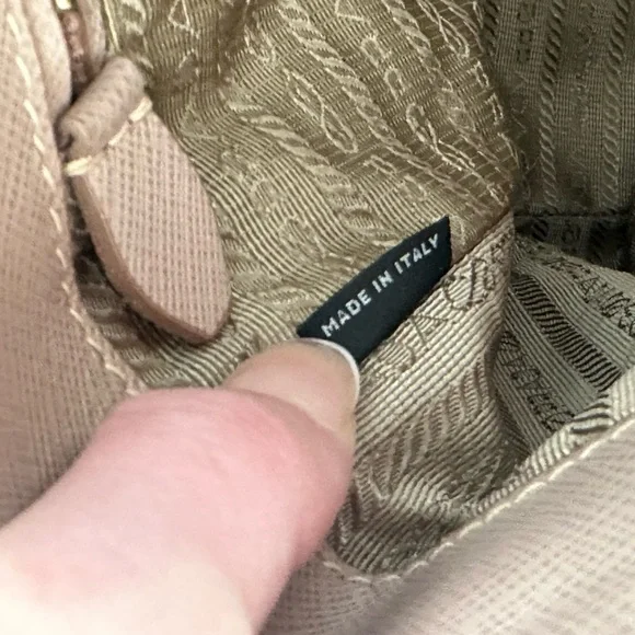 Prada Saffiano Lux Galleria Taupe Leather - Medium Size - Picture 10 of 10